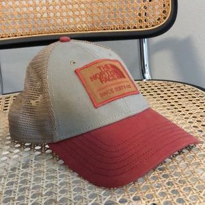 The North Face Trucker Hat